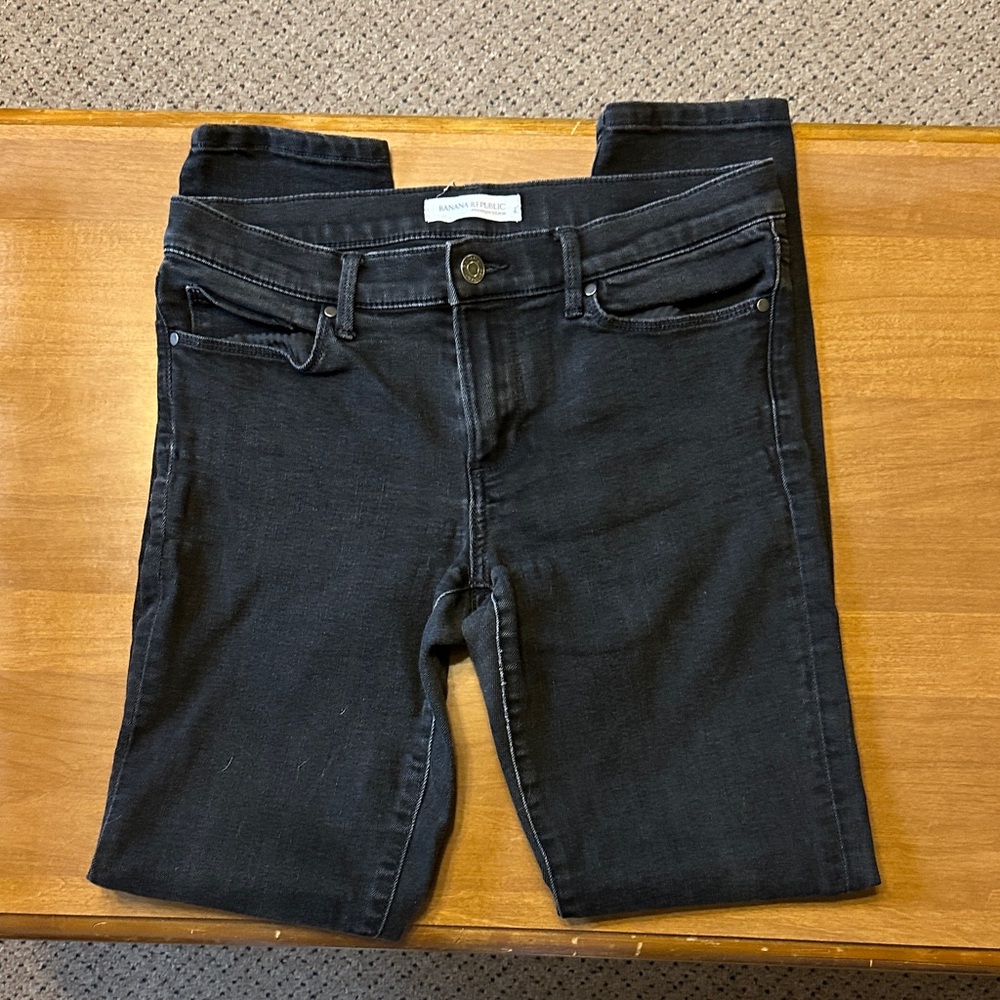 Banana Republic Women's Black Skinny Jeans Size 28 - Picture 2 of 4